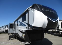 New 2019 Heartland Gateway 3900MB Four Slideouts/6 Pt Auto Leveling /Mid Bunk available in Turlock, California