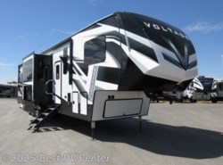 New 2020 Dutchmen Voltage 4135 18 Ft Garage/ 5.5 Gen/ 6 Pt Hydraulic Auto Le available in Turlock, California