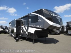 New 2021 Dutchmen Voltage 3915 available in Turlock, California