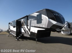 New 2021 Dutchmen Voltage 4225 available in Turlock, California