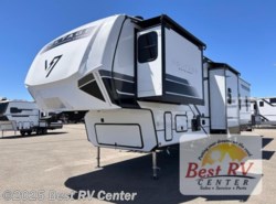 New 2026 Dutchmen Voltage V-Series 3850 available in Turlock, California