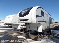 New 2019 Winnebago Minnie Plus 25RKS available in Shakopee, Minnesota