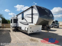 Used 2023 Vanleigh Vilano 390LK available in Hewitt, Texas