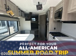 New 2025 Jayco Jay Flight Bungalow 40DLFT available in Lebanon, Tennessee