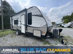 Used 2019 Starcraft Autumn Ridge Outfitter Single Axle 182RB available in Lebanon, Tennessee