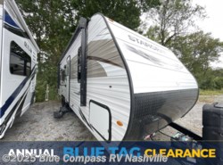 Used 2022 Starcraft Autumn Ridge 26BH available in Lebanon, Tennessee