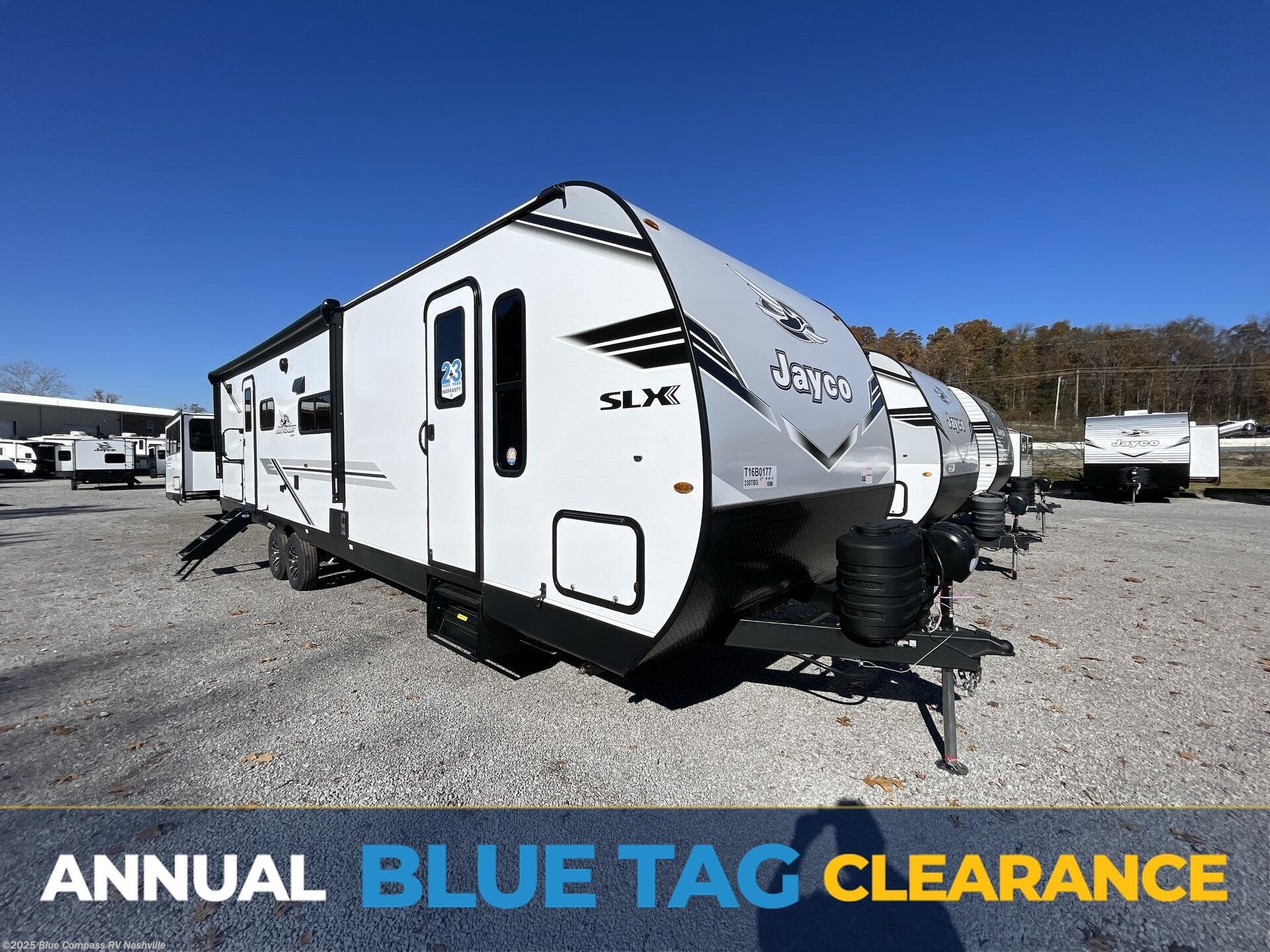 New 2026 Jayco Jay Flight SLX 330TBS available in Lebanon, Tennessee