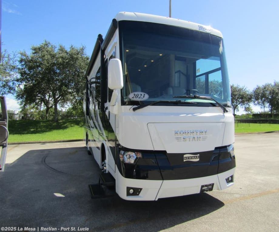 Used 2023 Newmar Kountry Star 3426 available in Port St. Lucie, Florida