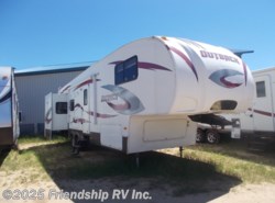 Used 2009 Keystone Outback Sydney Edition 321FRL available in Friendship, Wisconsin