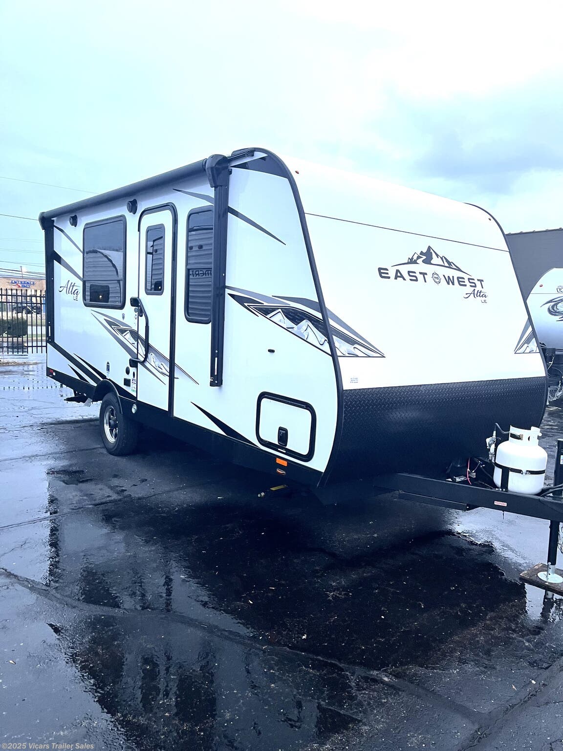 New 2023 East to West Alta 1600MRB available in Taylor, Michigan