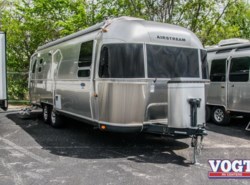 Used 2014 Airstream Classic available in Fort Worth, Texas