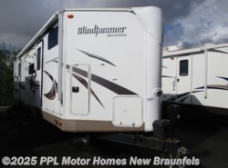 Used 2015 Forest River Rockwood Windjammer 3006WK available in New Braunfels, Texas