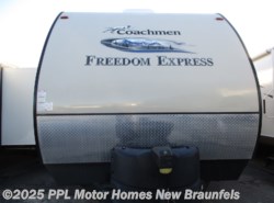 Used 2015 Coachmen Freedom Express 320BHDS available in New Braunfels, Texas