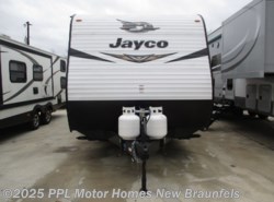 Used 2019 Jayco Jayflight Slx 264BH available in New Braunfels, Texas