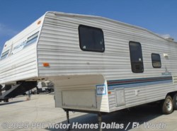 Used 1997 Fleetwood Mallard 25 5G available in Cleburne, Texas