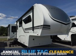 New 2025 Grand Design Influence 3203GK available in Rural Hall, North Carolina