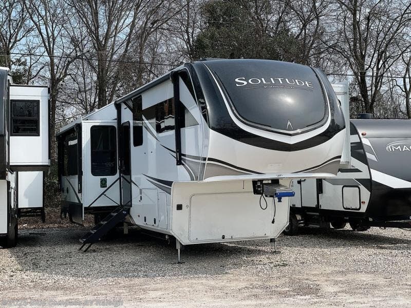 New 2025 Grand Design Solitude 391DL available in Raleigh, North Carolina