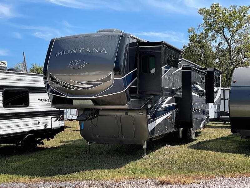 Used 2021 Keystone Montana 3791RD available in Raleigh, North Carolina