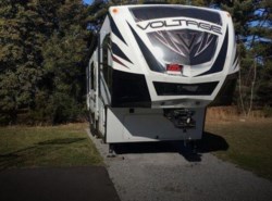 Used 2015 Dutchmen Voltage V-3895 available in Sarasota, Florida