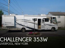 Used 2005 Thor Motor Coach Challenger 353W available in Sarasota, Florida
