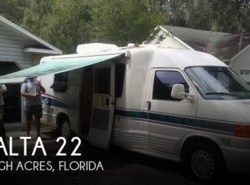 Used 1997 Winnebago Rialta 22 available in Lehigh Acres, Florida