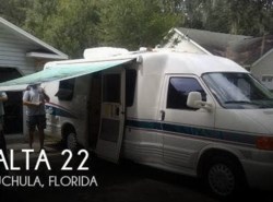 Used 1997 Winnebago Rialta 22 available in Wauchula, Florida