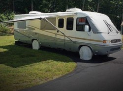 Used 2002 Airstream Land Yacht 30 available in Holderness, New Hampshire