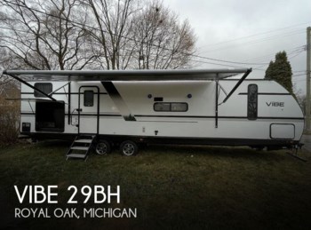 Used 2021 Forest River Vibe 29BH available in Royal Oak, Michigan