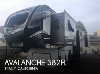 Used 2020 Keystone Avalanche 382FL available in Tracy, California
