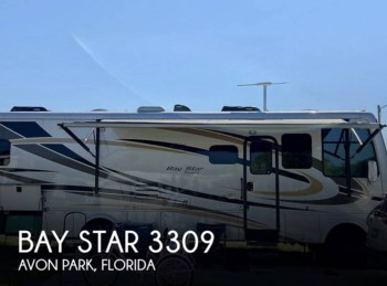 Used 2015 Newmar Bay Star 3309 available in Avon Park, Florida