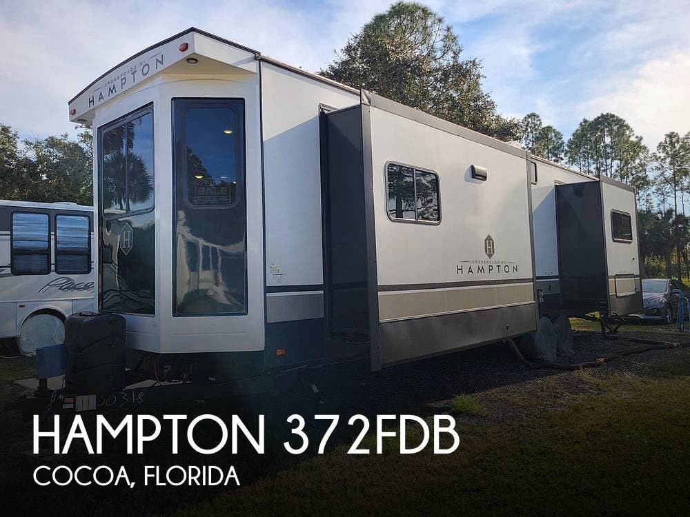 Used 2023 CrossRoads Hampton 372FDB available in Cocoa, Florida