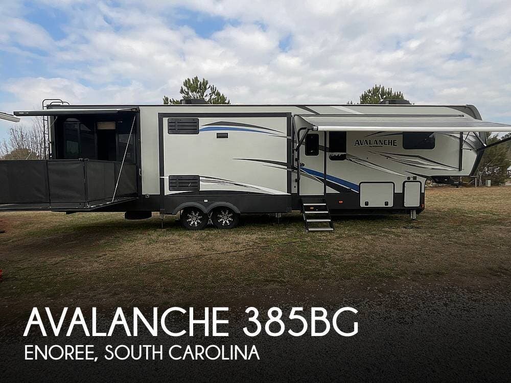 Used 2019 Keystone Avalanche 385BG available in Enoree, South Carolina