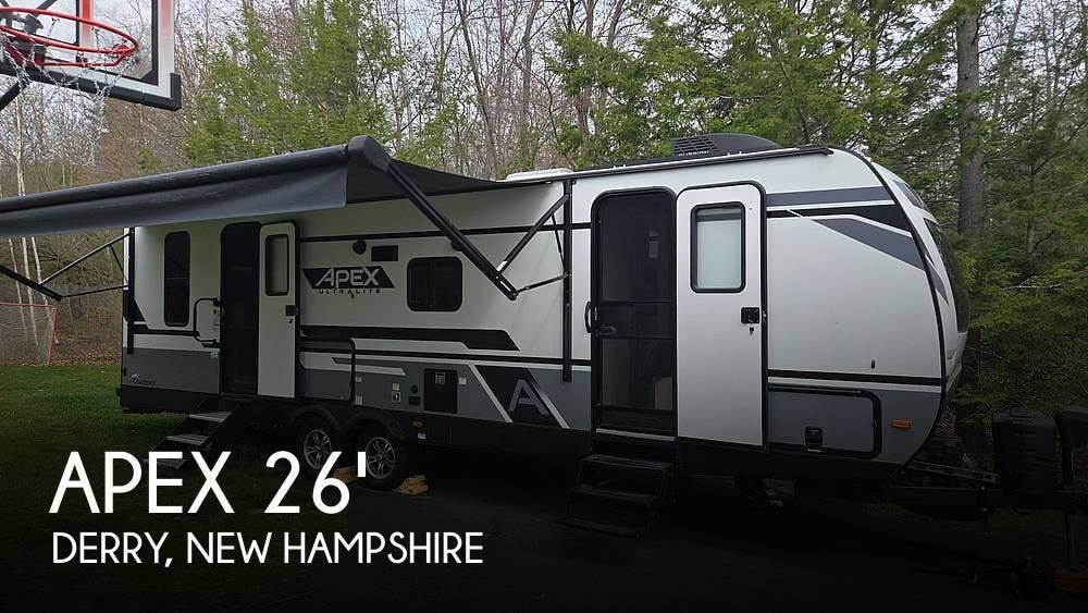Used 2023 Coachmen Apex Ultralite 266BHS available in Derry, New Hampshire
