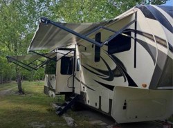Used 2019 Grand Design Solitude 2930RL available in Hubert, North Carolina