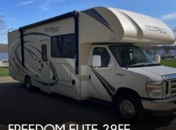 Used 2017 Thor Motor Coach Freedom Elite 29FE available in Le Claire, Iowa