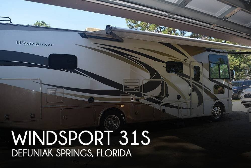 Used 2016 Thor Motor Coach Windsport 31S available in Defuniak Springs, Florida