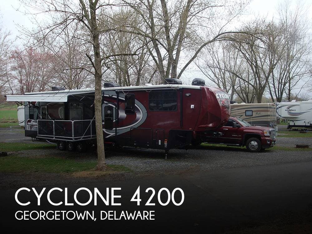Used 2015 Heartland Cyclone 4200 available in Georgetown, Delaware