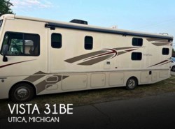Used 2017 Winnebago Vista 31BE available in Utica, Michigan