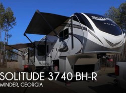 Used 2022 Grand Design Solitude 3740 BH-R available in Winder, Georgia