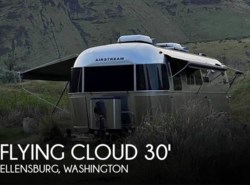Used 2020 Airstream Flying Cloud 30FB Bunk available in Ellensburg, Washington