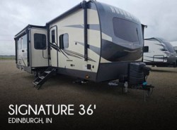 Used 2022 Rockwood Signature Ultra 8336BH available in Edinburgh, Indiana