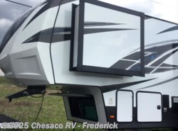 New 2019 Dutchmen Voltage V3605 available in Frederick, Maryland