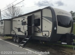 New 2020 Forest River Rockwood Signature Ultra Lite 8326BHS available in Frederick, Maryland