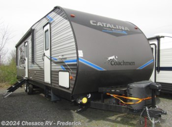 Used 2022 Coachmen Catalina Trail Blazer 30THS available in Frederick, Maryland