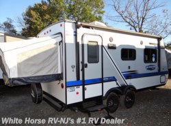 New 2018 Jayco Jay Feather 19H Two Drop-Down Beds available in Williamstown, New Jersey
