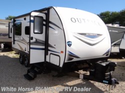 Used 2018 Keystone Outback 210URS Front Bunks w/Rear King Bed Slideout available in Williamstown, New Jersey