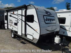 Used 2017 Jayco Jay Flight SLX 175RD Front Queen, Rear Dinette available in Williamstown, New Jersey