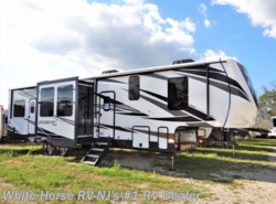 New 2020 Jayco Seismic 3512 Triple Slideout w/12' 6