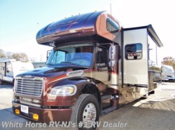 Used 2016 Dynamax Corp Force HD 36FK Diesel Triple Slide