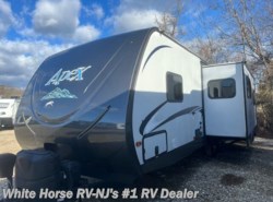 Used 2017 Coachmen Apex Ultra-Lite 279RLSS Rear Living Slide available in Williamstown, New Jersey